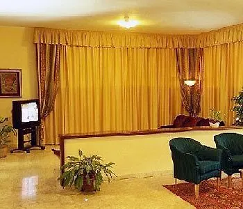 Cdh Hotel מודנה 4*,  איטליה